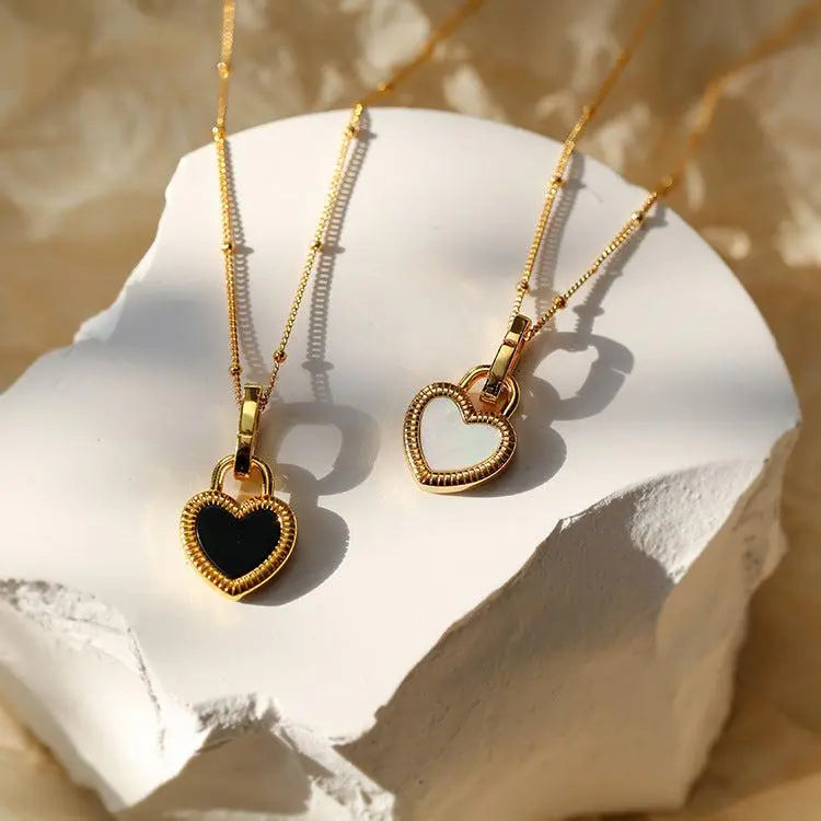 Black and White Heart Necklace in Gold Unique Joyas