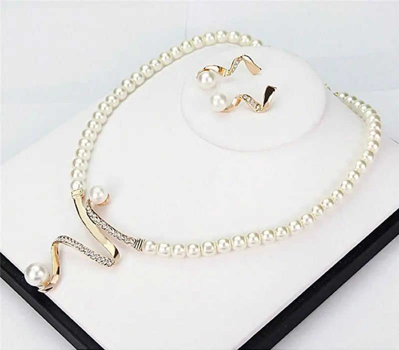 Natural Pearl Necklace + Earring Set Unique Joyas