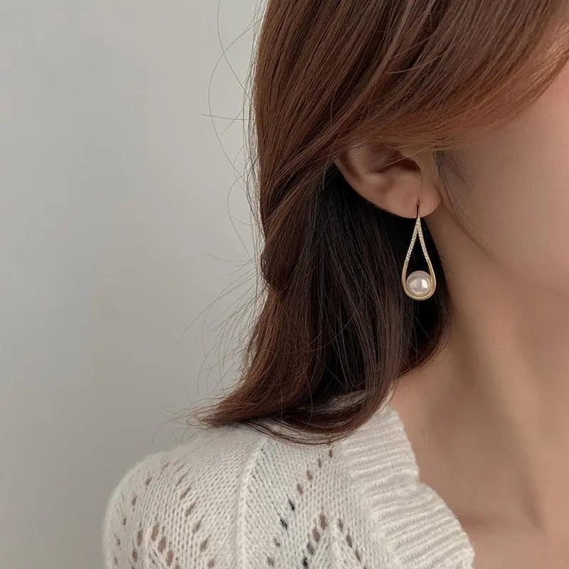 Rose Gold Pearl Earrings Claire
