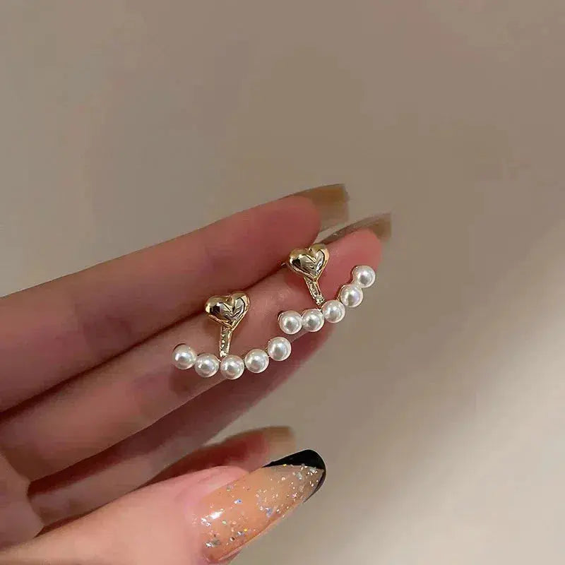 Pearl Heart Earrings in Gold Unique Joyas