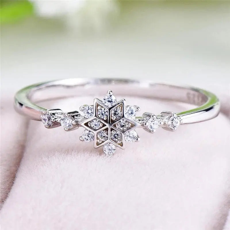 Snowflake Ring made of 925 Sterling Silver Unique Joyas