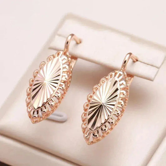 Shiny Shield Earrings in Gold Unique Joyas