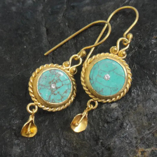 Vintage gold earrings with turquoise stone Unique Joyas