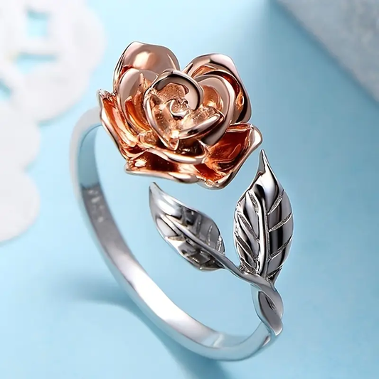 Vintage silver ring with flower